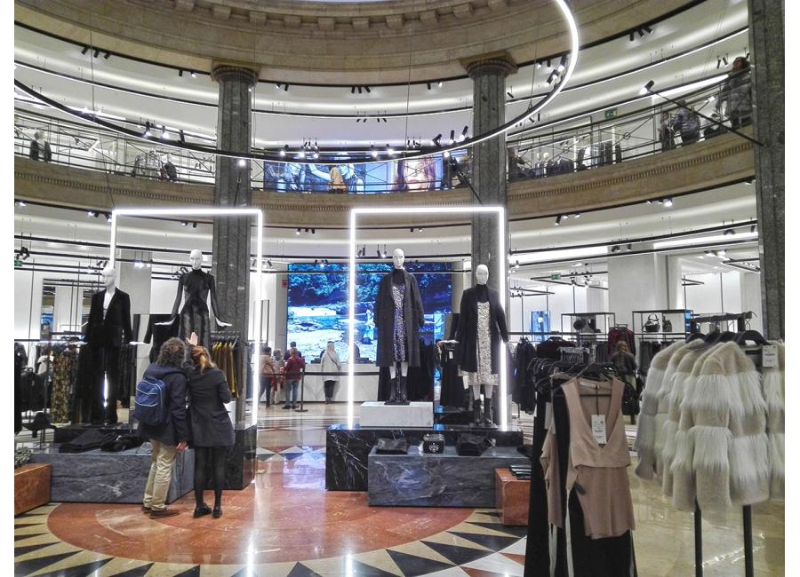 Instalación eléctrica de local comercial en Barcelona